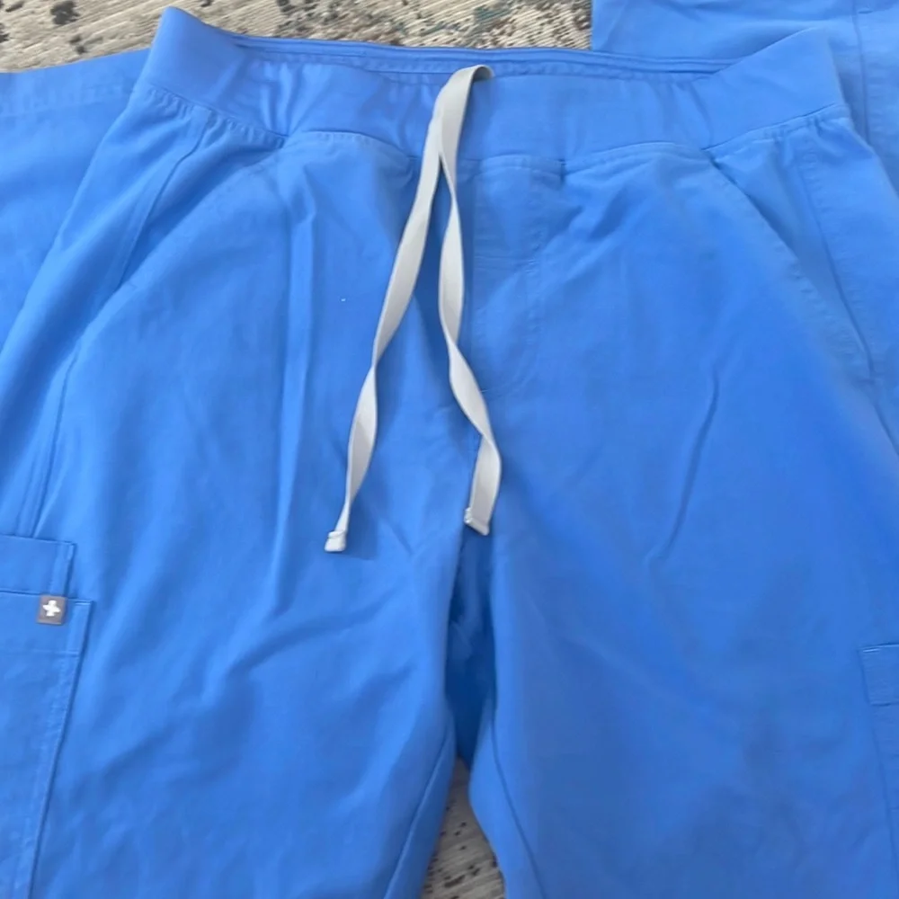 Figs Straight Leg Ciel Blue Cargo Pants Pull-On Elastic Waist Size Medium